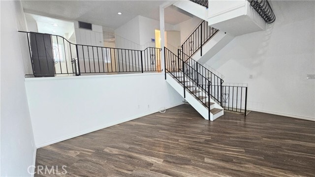Building Photo - 1139 W Badillo St