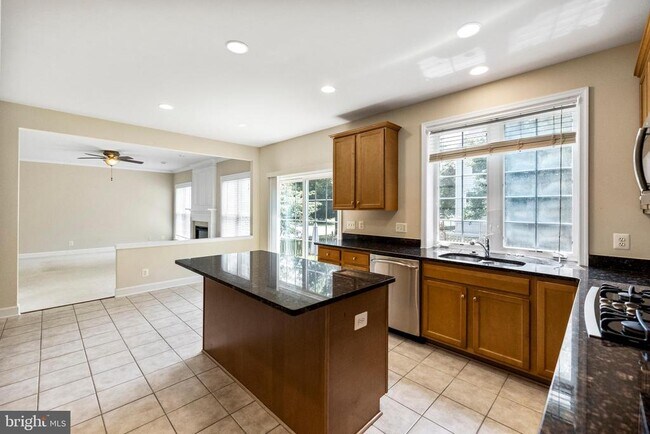 Building Photo - 9401 Old Settle Ct