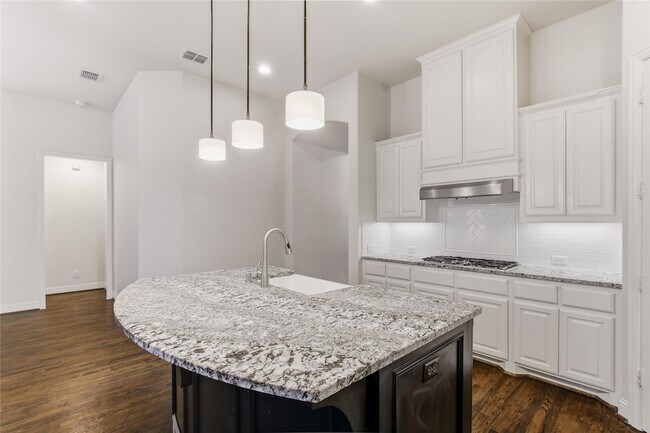 Building Photo - 4110 Maclin Dr