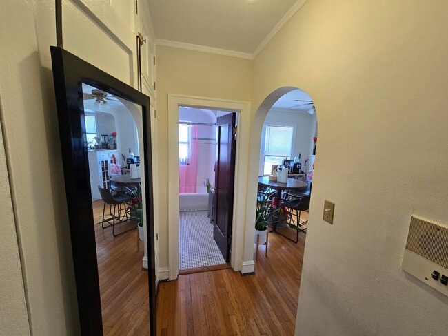 Building Photo - 4919-4927 N Rockwell