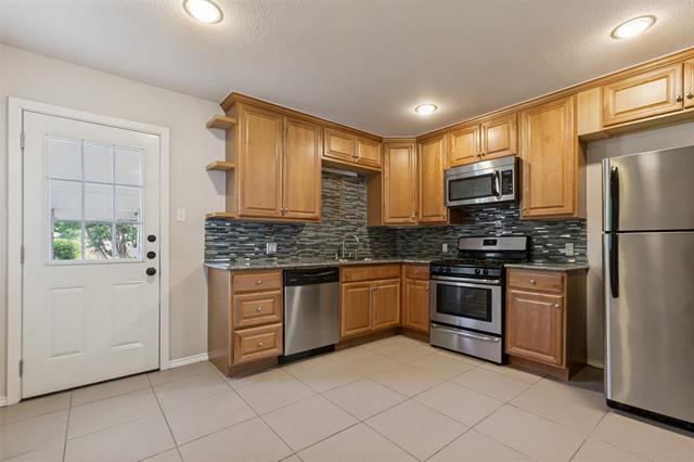 Building Photo - 1769 Crestridge Dr