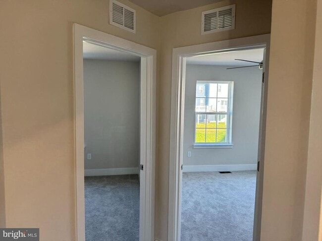 Building Photo - 1809 Parham Wy