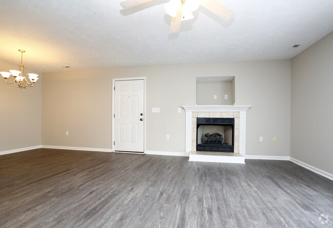 Living Area - Karen Lake Apartments