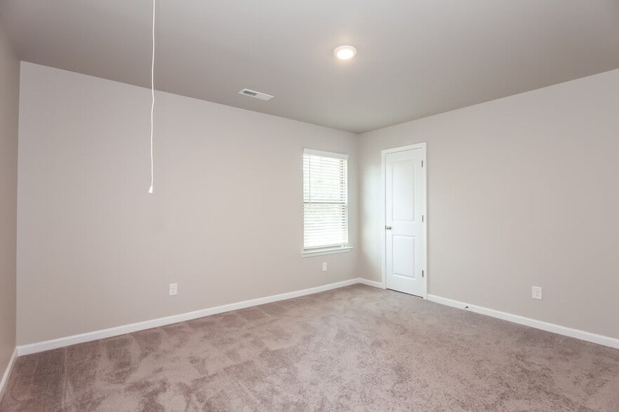 Building Photo - 10042 Brawley Ln