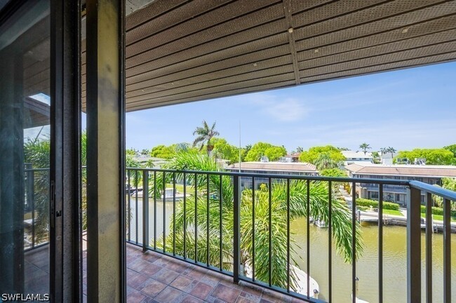 Building Photo - 1400 Blue Point Ave