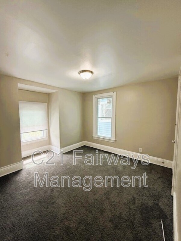 Building Photo - 1222 Rodgers St