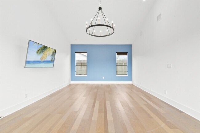 Building Photo - 2703 Tannehill Dr