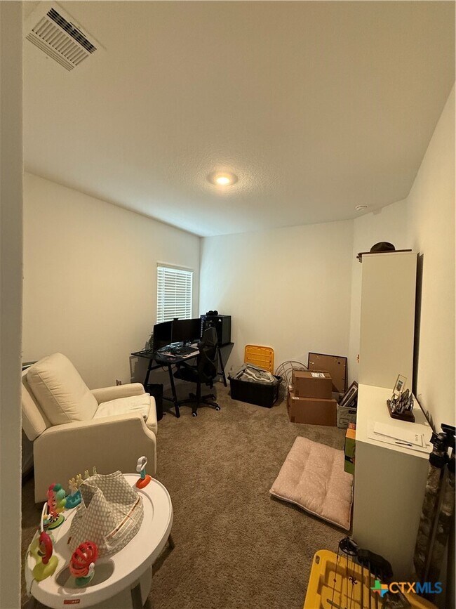 Building Photo - 12915 Sage