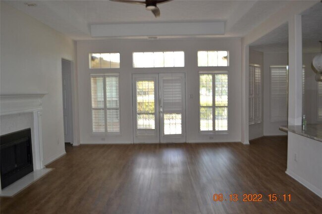 Building Photo - 4007 Sand Terrace Dr