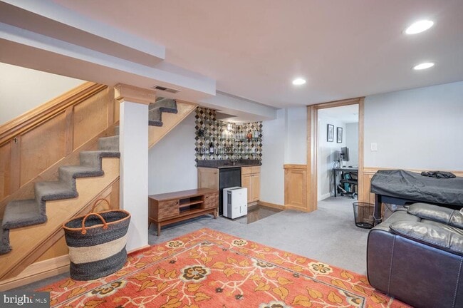 Building Photo - 6034 21st St N