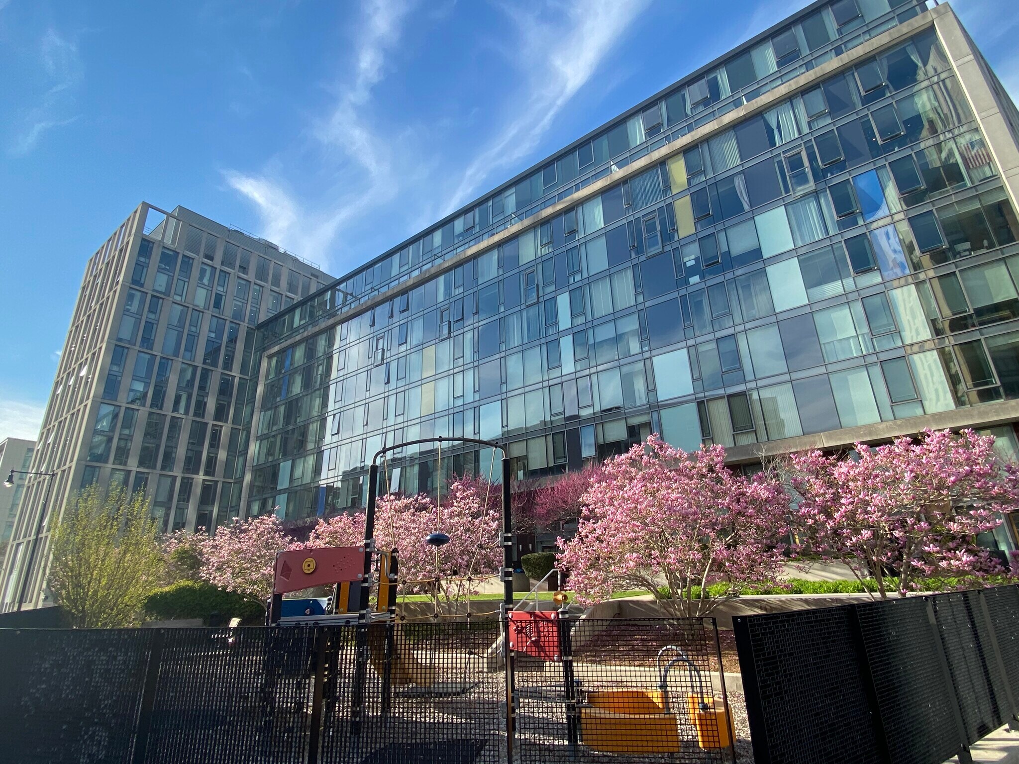 Building Photo - 2 Earhart St