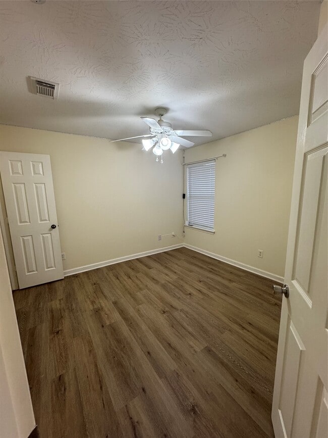 Building Photo - 5631 Bear Meadow Ln