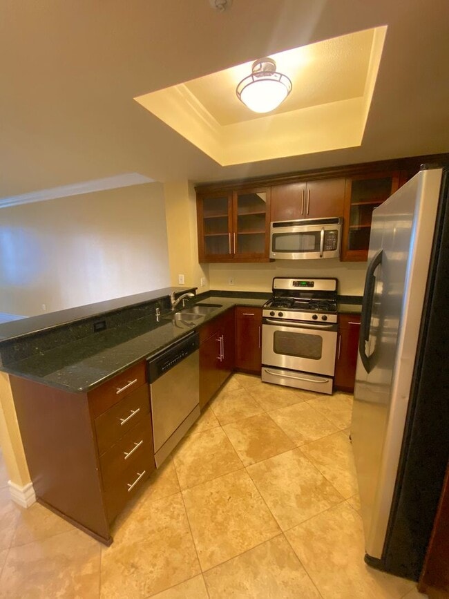 Building Photo - Discover Your New Home! Spacious 1-Bedroom Condo Near the Las Vegas Strip