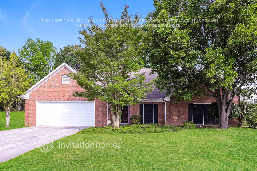 Primary Photo - 2363 Dover Ln