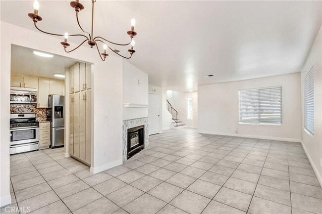 Building Photo - 1211 S Palmetto Ave