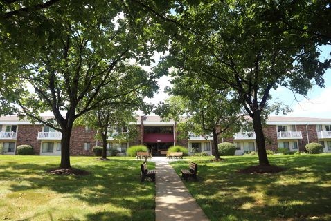 Primary Photo - Seton Square East