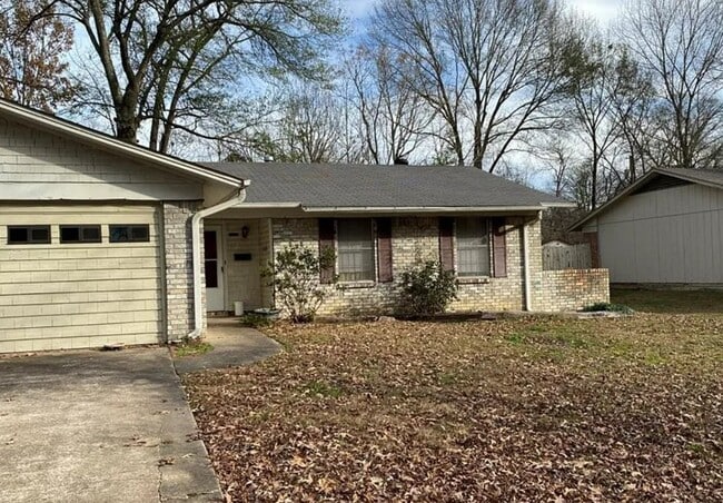 Building Photo - 3514 Sabine Ave