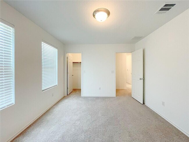 Building Photo - 13017 Titanium St