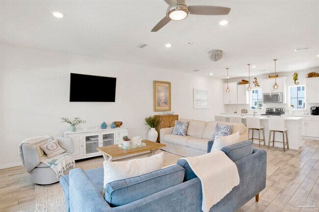 Building Photo - 14558 Salt Meadow Dr