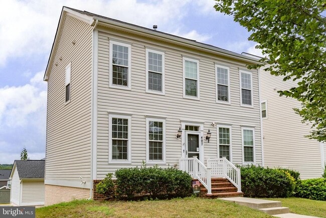 Building Photo - 407 Apricot St