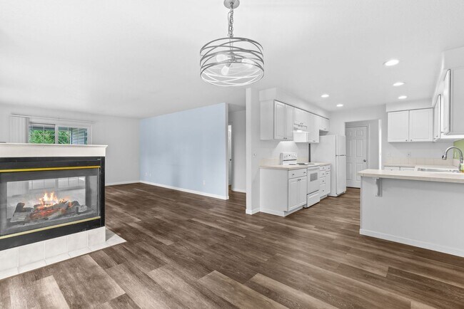Building Photo - Luxury Loft Apartment- Downtown Canby