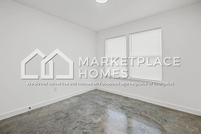 Building Photo - 1375 Cooper St