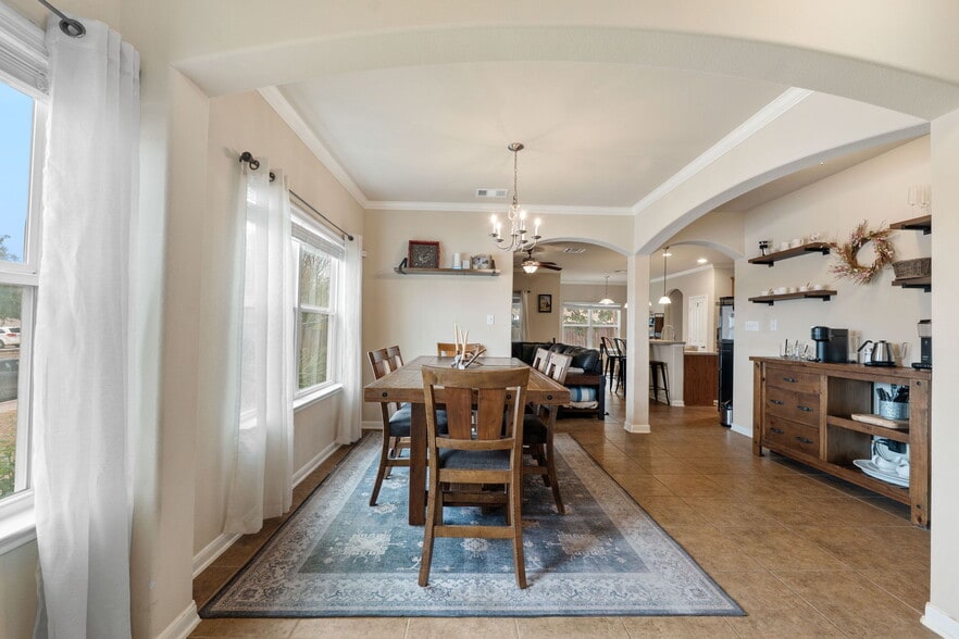 Building Photo - 9002 Summit Lk