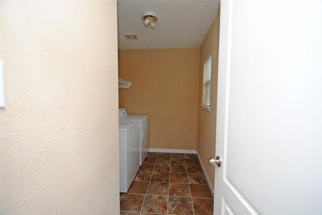 Building Photo - 18110 Rexine Ln