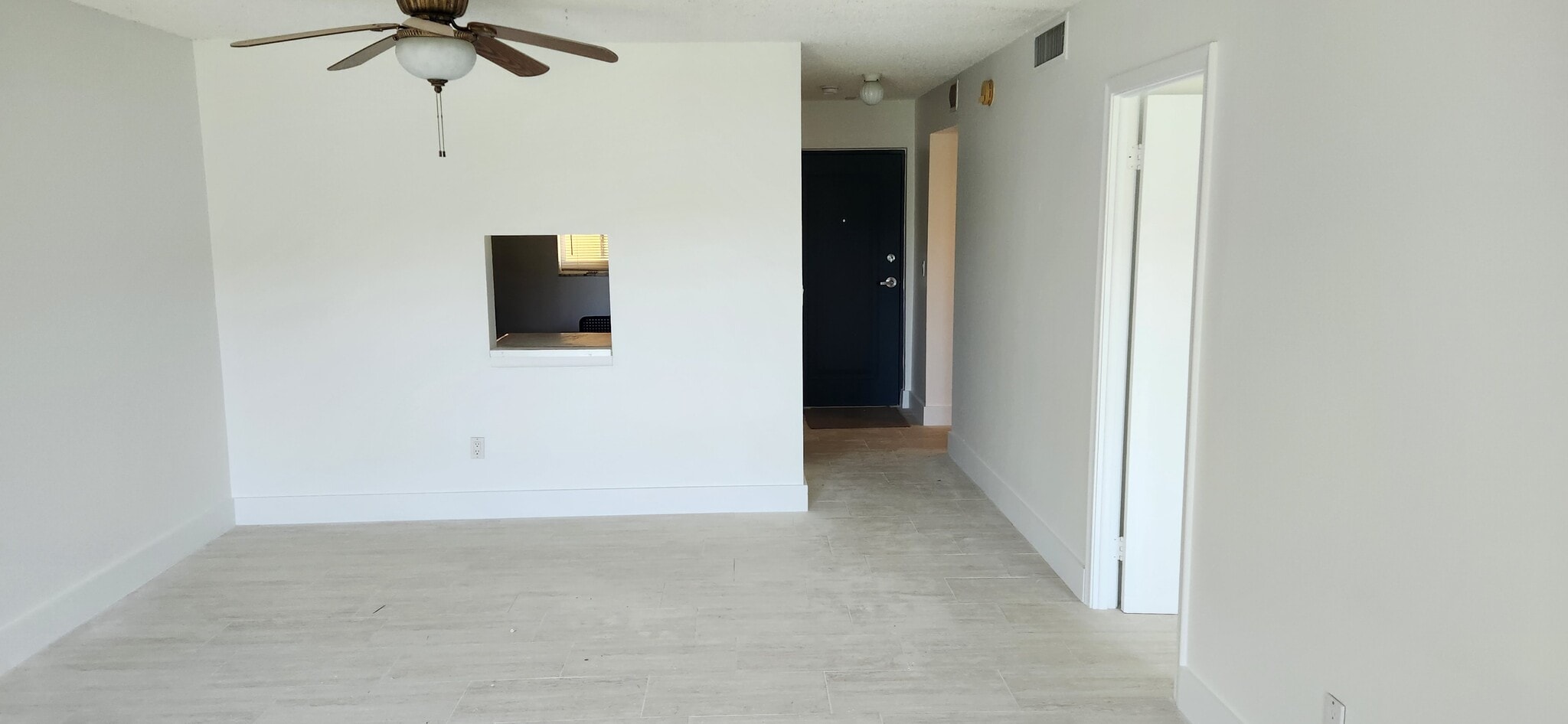 Building Photo - 7805 Camino Real