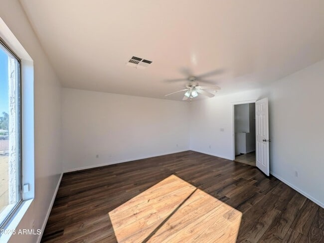 Building Photo - 6416 N 78th Ln