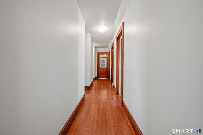 Building Photo - 225 Winthrop St