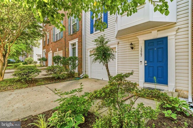Building Photo - 13967 Gill Brook Ln