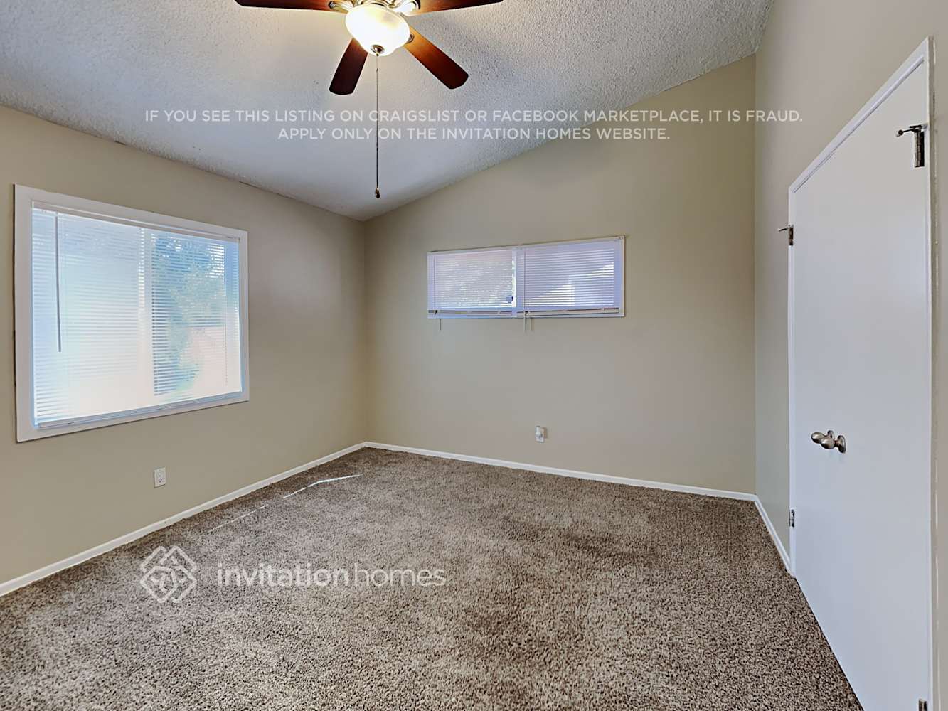 Building Photo - 14251 Minnehaha St