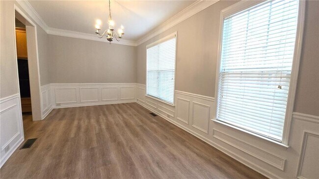 Building Photo - 6099 Prestwood Dr