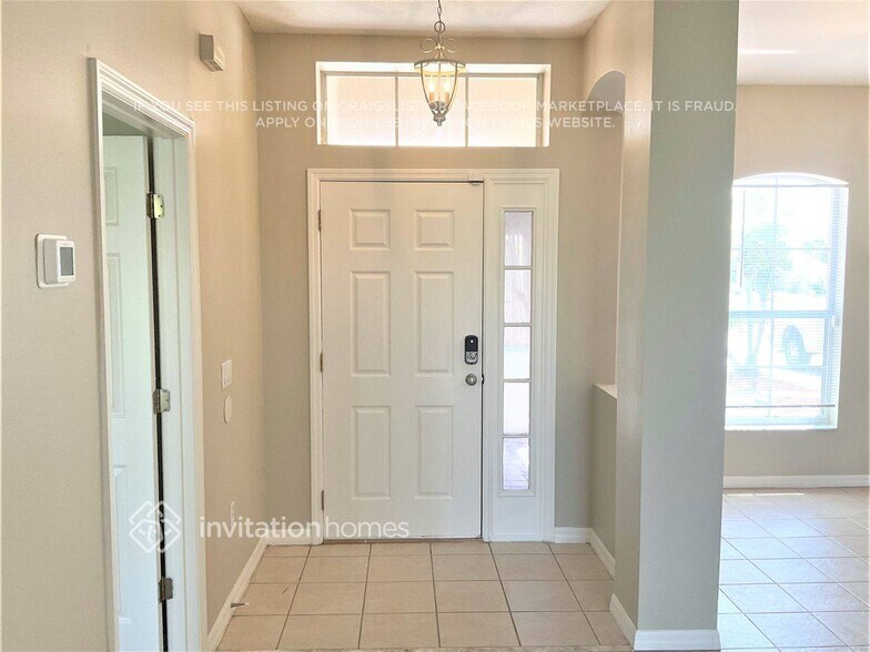 Building Photo - 3528 Forest Park Dr