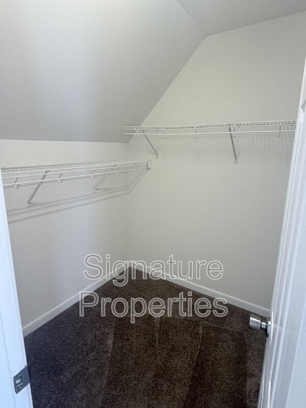 Building Photo - 12521 Hillgate Ln
