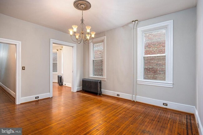 Building Photo - 4018 Roland Ave