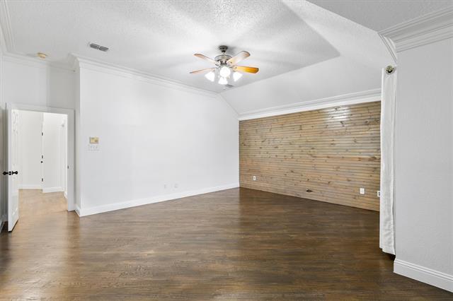 Building Photo - 1512 Chester Dr