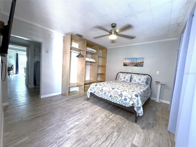 Building Photo - 13711 Gulf Blvd