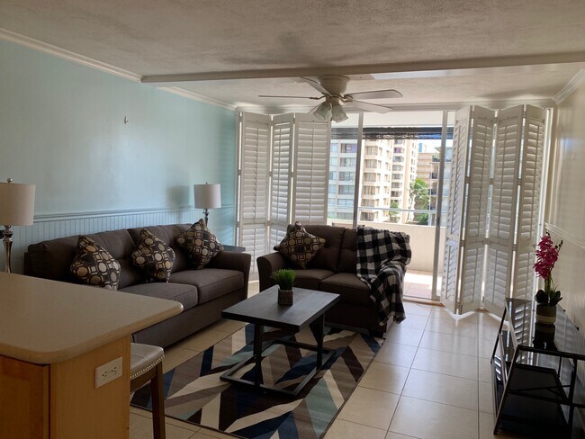 Building Photo - 430 Kaiolu St