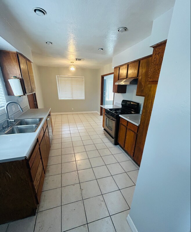 Building Photo - 115 Kendra Way