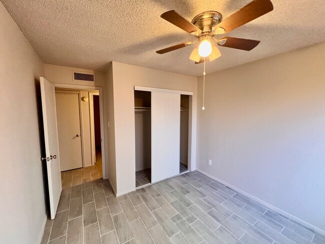 Building Photo - 2130 S 11th Ave