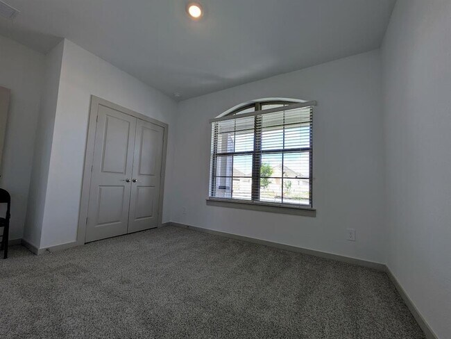 Building Photo - 6219 Pelican Ridge Wy