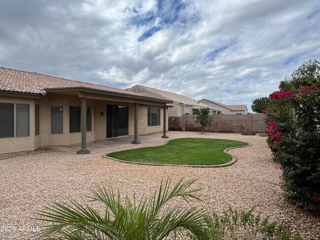 Building Photo - 4484 E Redfield Ct