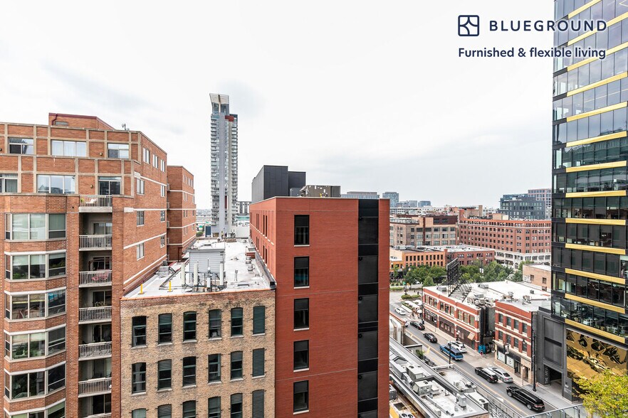 Building Photo - 730 W Couch Pl
