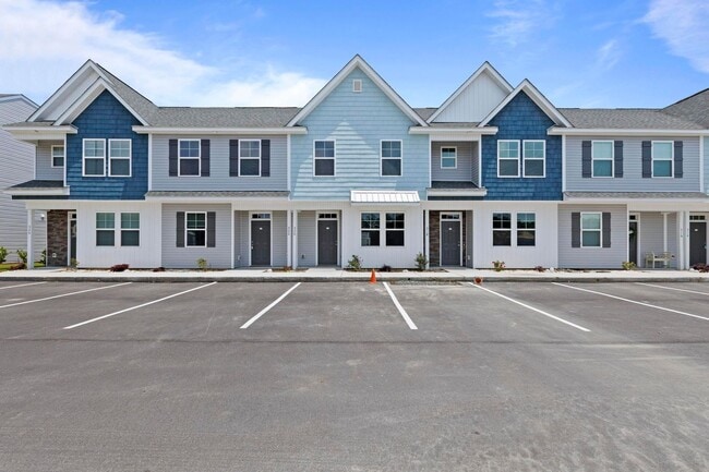 Building Photo - Coastal Townhouse For Rent!