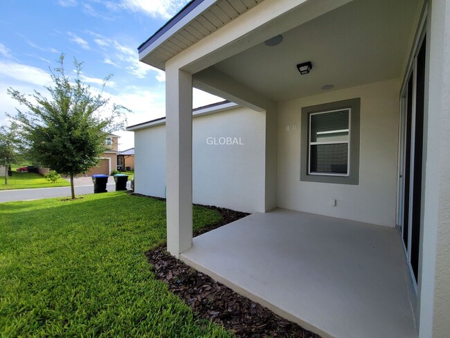 Building Photo - Beautiful 3-Bedroom Home in the Desirable ...