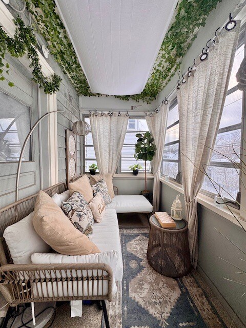 Building Photo - 896 Fellsway