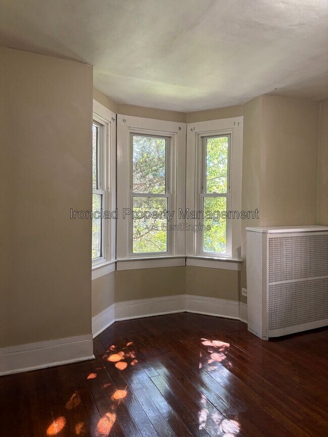 Building Photo - 51 Grove St