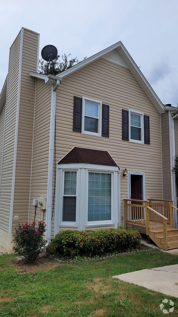 Building Photo - Coming Soon In Gardendale!!!
